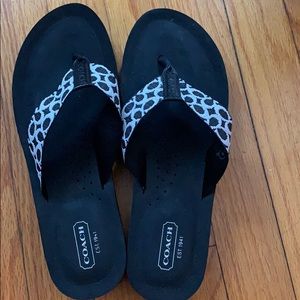 COACH women’s flip flops